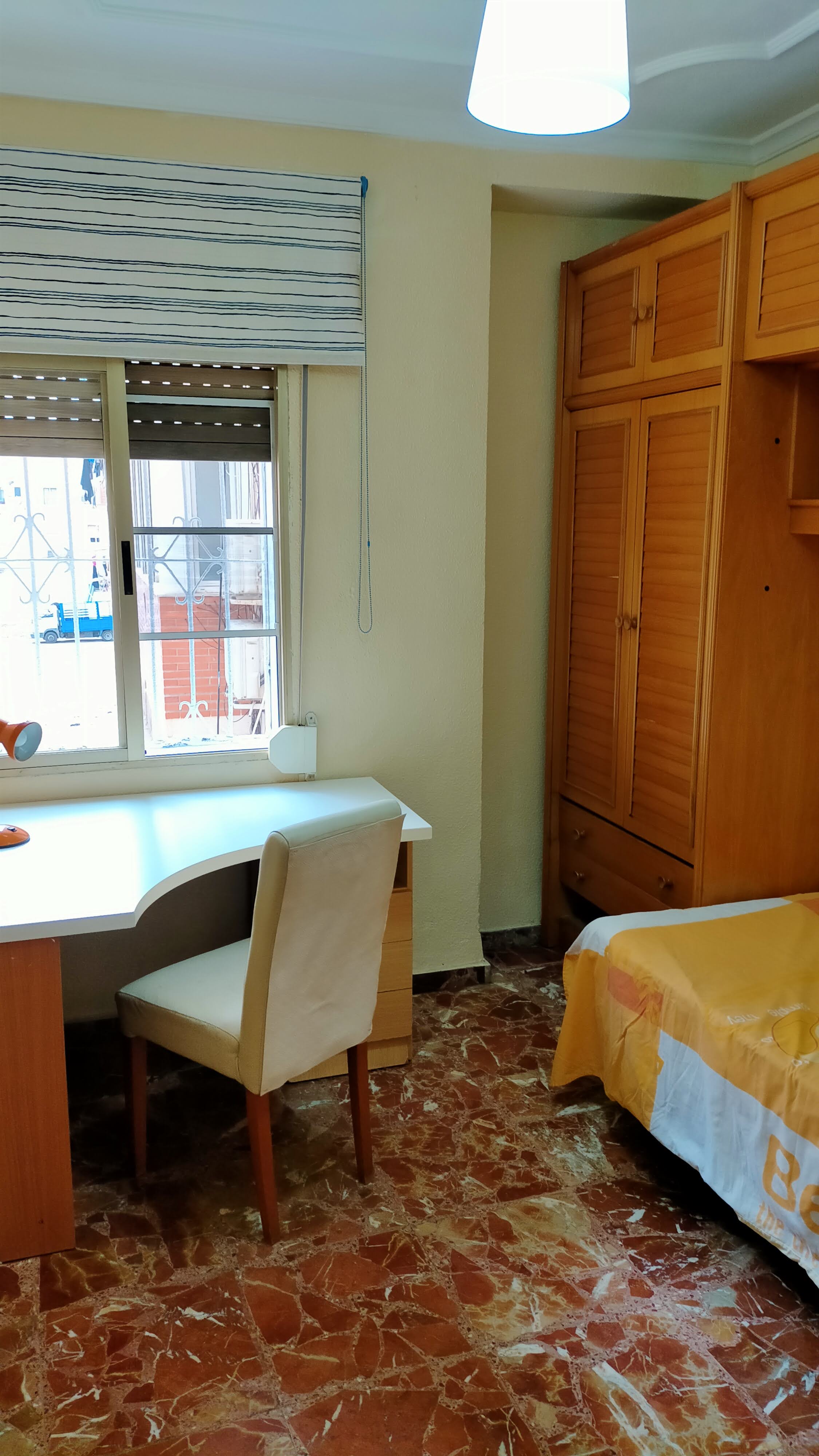 Habitación en piso compartido  en Calle Lope De Rueda, Cartagena